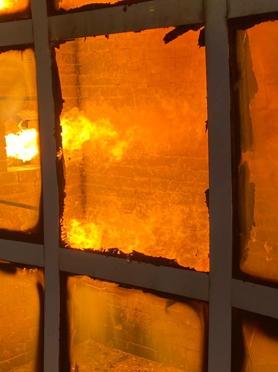 Алюминиевые противопожарные окна